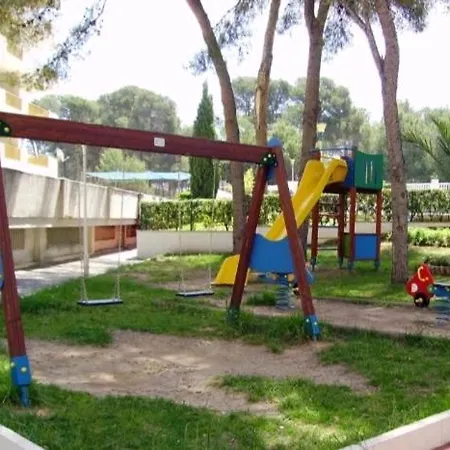 Daire Apartamento Neus Playa *